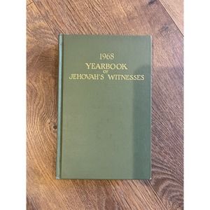 1968 Yearbook Of Jehovah's Witnesses Green book
